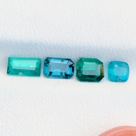 Tourmaline (Paraiba?) Parcel - Picture 5 of 6